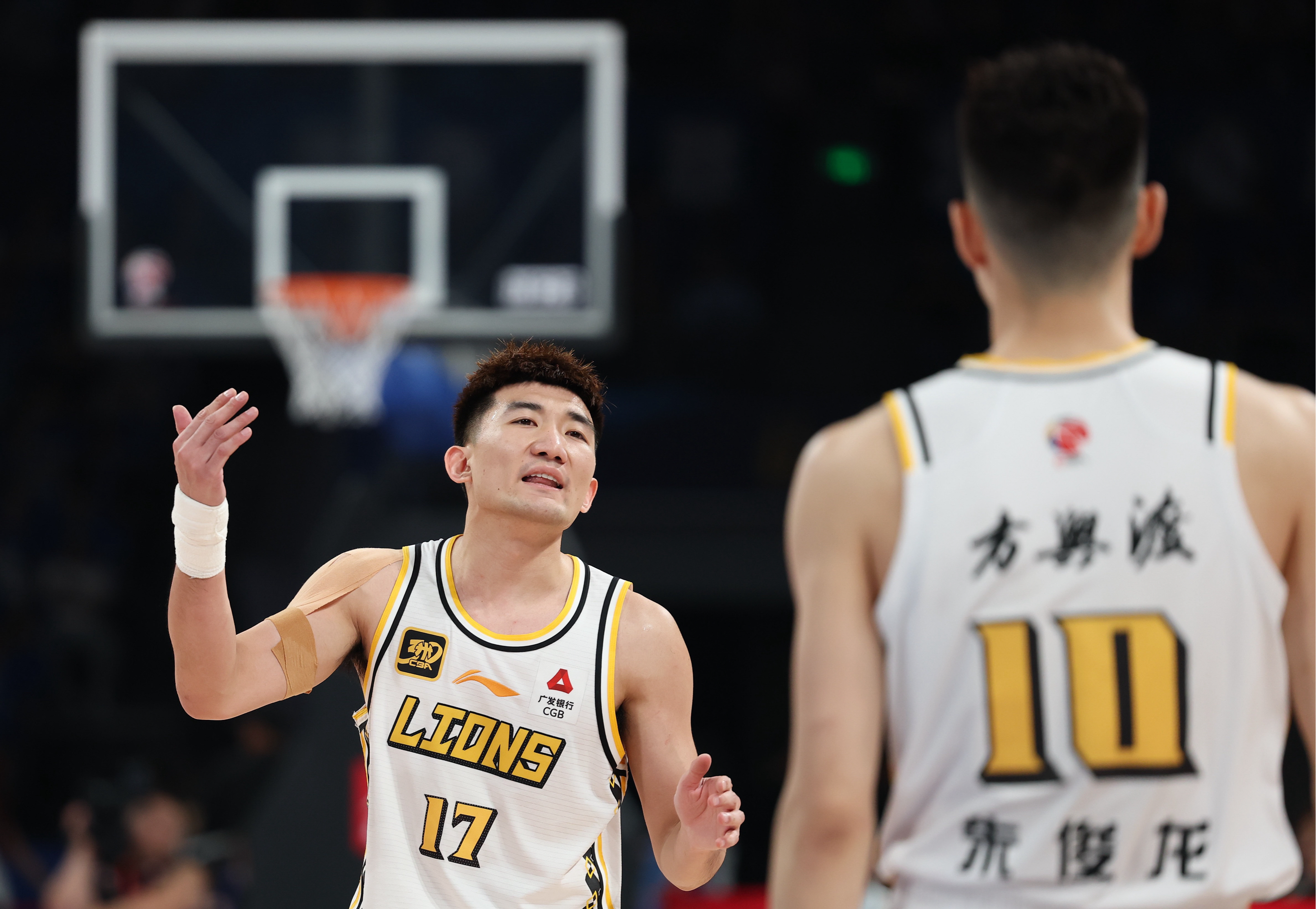 包含NBA常规赛转会风云：辽宁男篮盯上锋线强援，孙颖莎或成交易筹码的词条